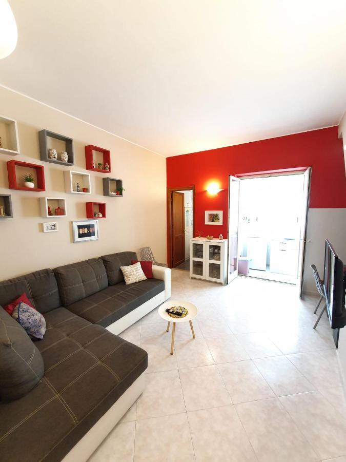 Ballaro' Market Apartment 3 ปาแลร์โม ภายนอก รูปภาพ
